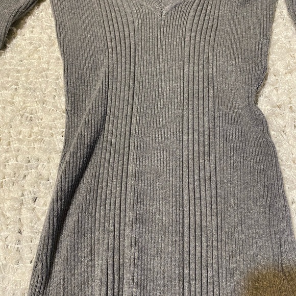 Gray Ribbed Women's Sweater - Picture 4 of 6